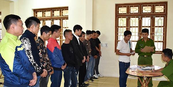 Bắt giữ 9X mở 'tiệc ma túy' mừng sinh nhật ở Ninh Bình