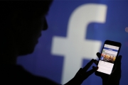 Sau bê bối lộ dữ liệu, người dùng càng vào Facebook nhiều hơn Sau bê bối lộ dữ liệu, người dùng càng vào Facebook nhiều hơn