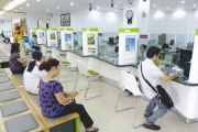 Ứng dụng nhiều giải pháp để hạn chế rủi ro cho tín dụng tiêu dùng Ứng dụng nhiều giải pháp để hạn chế rủi ro cho tín dụng tiêu dùng