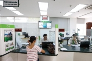 Nhà băng lớn giảm lãi vay, ngân hàng nhỏ khó trở tay Nhà băng lớn giảm lãi vay, ngân hàng nhỏ khó trở tay