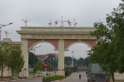 Công ty CPTM Sông Hồng Thủ Đô đang một tay 'che bầu trời' là ai? Công ty CPTM Sông Hồng Thủ Đô đang một tay 'che bầu trời' là ai?
