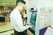 Nhà băng hạ phí để cạnh tranh Nhà băng hạ phí để cạnh tranh
